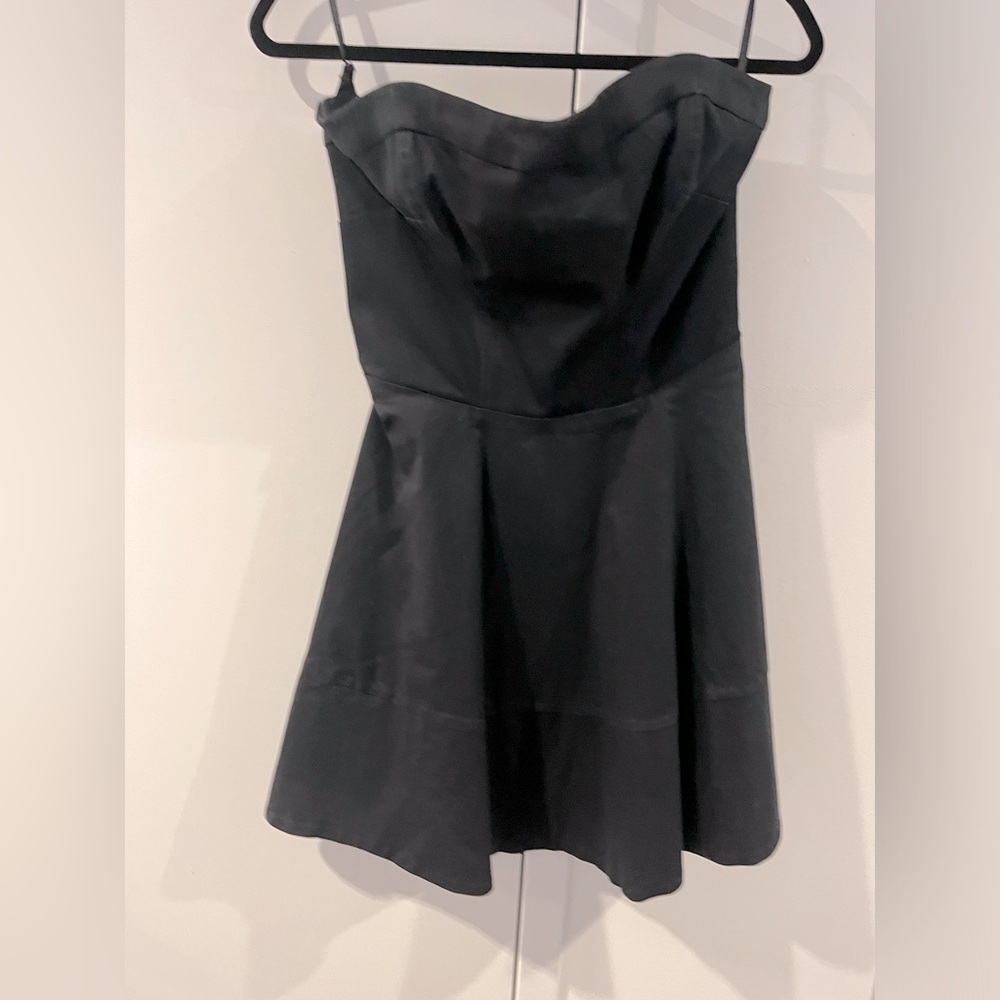 Express Strapless Dress. Fit and Flare. Sweetheart. Black. Worn lightly.